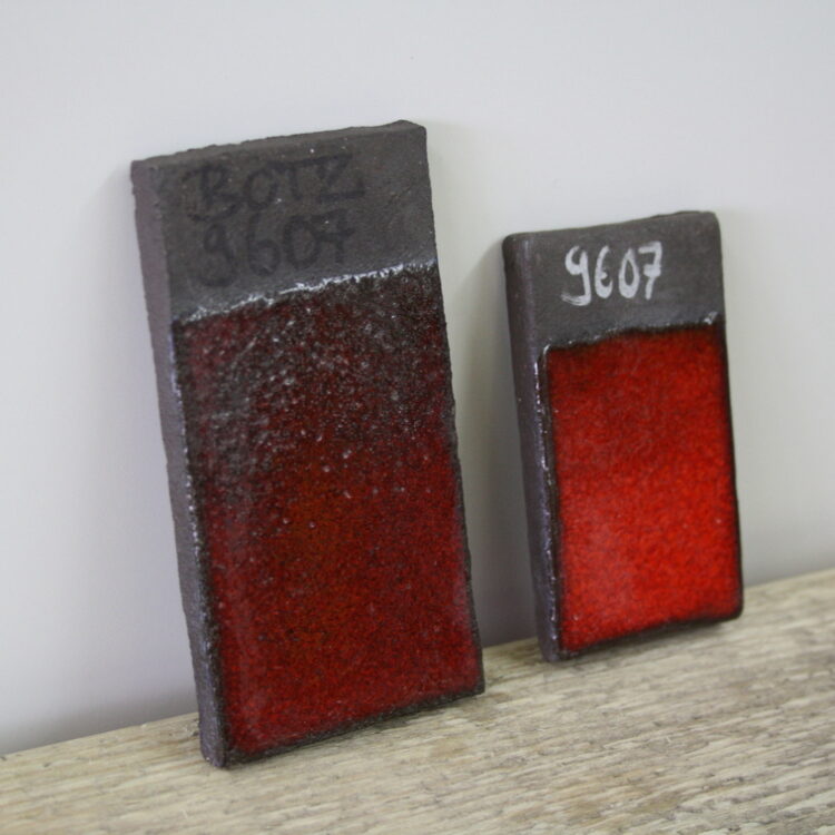 9607 - Coral Red - Image 2