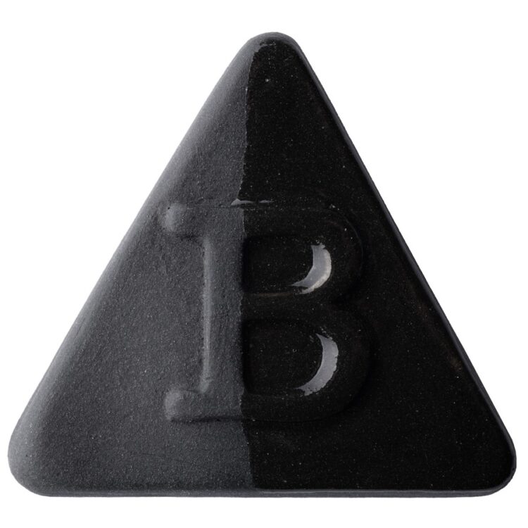 9808 - Black Stoneware Engobe